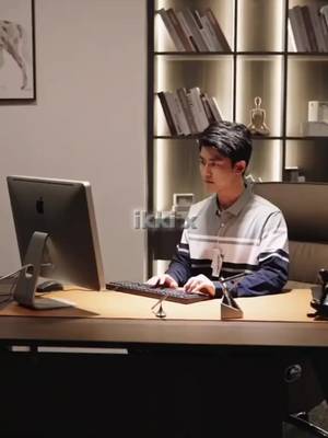 @ikhwanpuske — Aku ikut challenge dari @WeWatch Asia ID guys. Banyak banget drama menarik loh. Semoga menang heheh #WeWatchDubbing #wewatchdubbing #dubb...